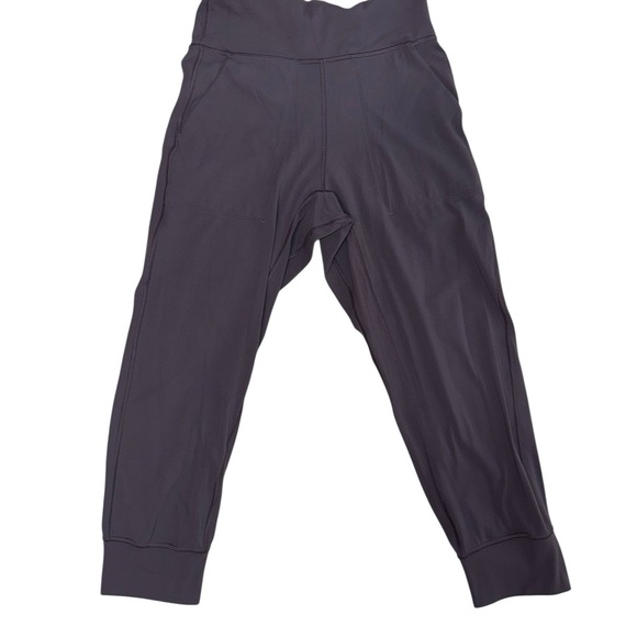 Lululemon Align Jogger Crop – 23” – Size 4 - Picture 4 of 9